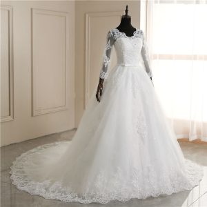 robe de mariee princesse strass et dentelle